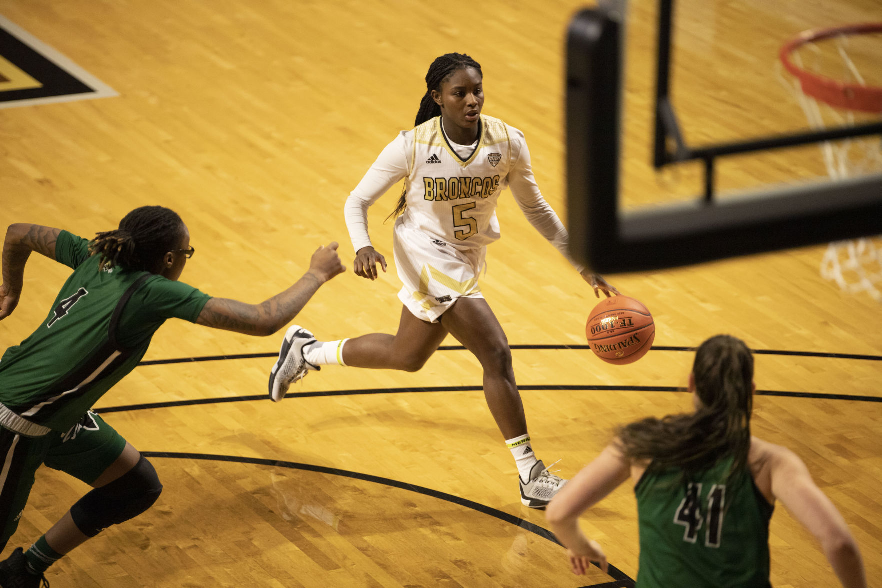 Graduate student guard Chelayne Bailey